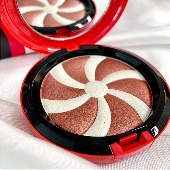 MAC Hyper Real Glow Duo Fortune Teller Blizzard Wizard LIMITED EDITION - Picture 5 of 11